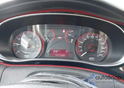 2016 Dodge Dart Sxt z USA, uszkodzony, nr VIN 1C3CDFBB1GD551001